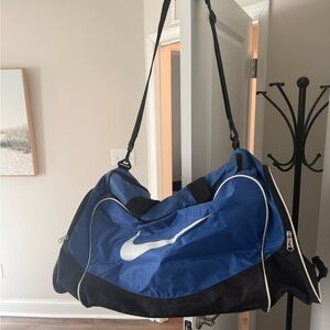 Nike Black and Blue Men's Duffel Bag